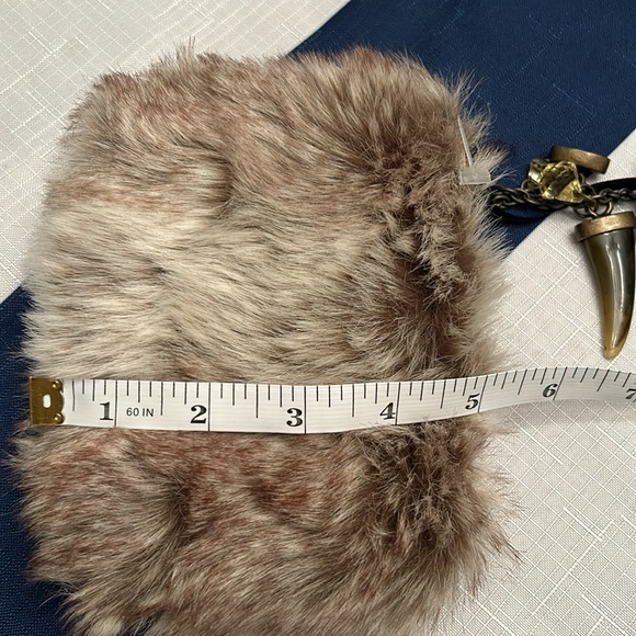 RIVER ISLAND faux fur mini wallet/coin purse - Picture 8 of 8